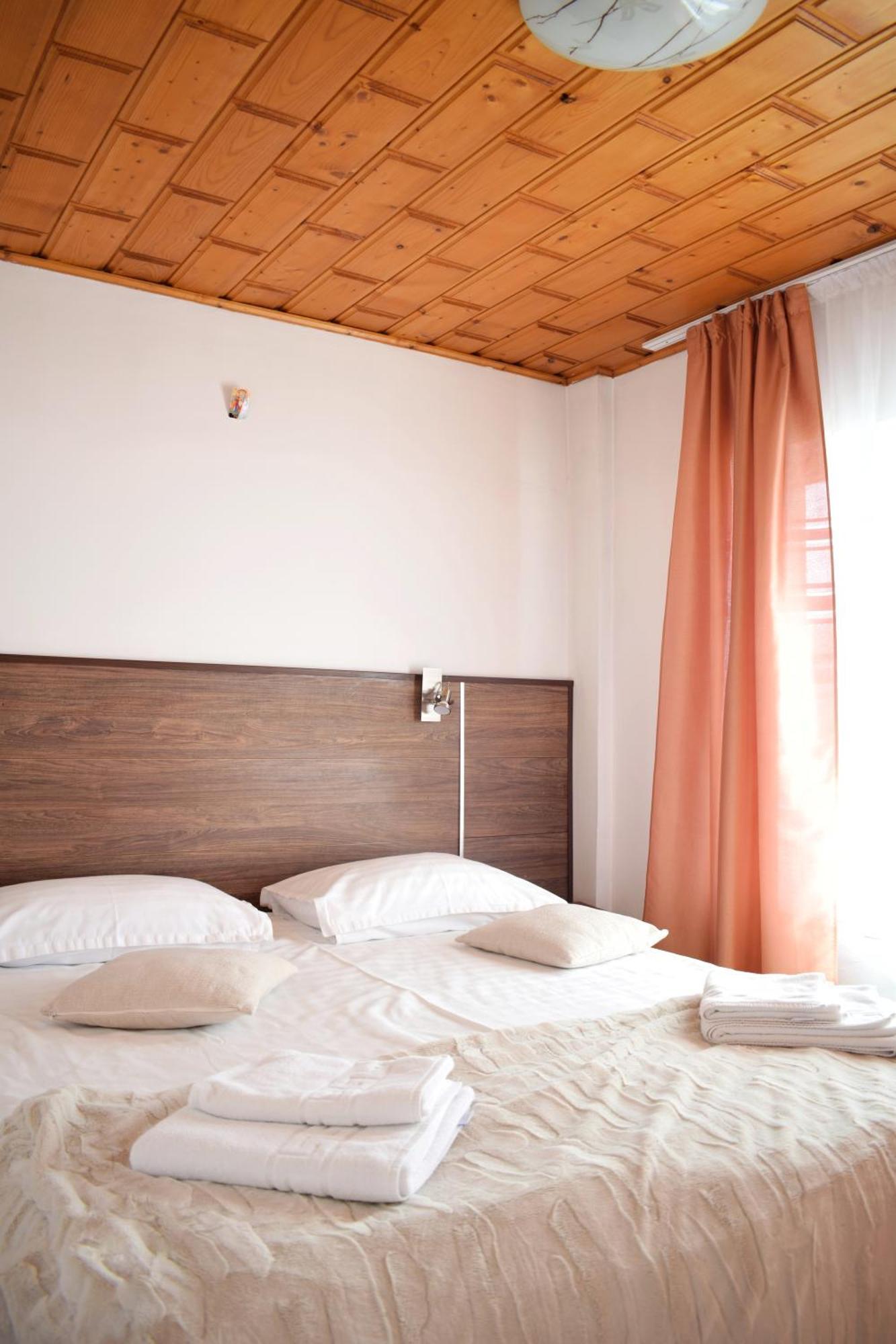 Hotel Simeria Gura Humorului Kültér fotó